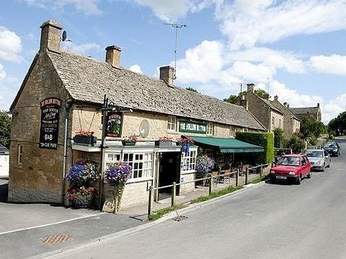 The Hollow Bottom Guiting Power Extérieur photo